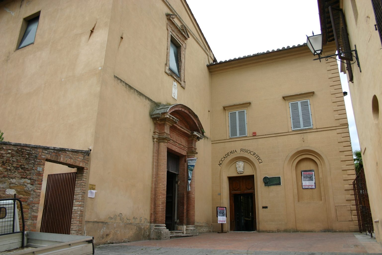 Accademia dei Fisiocritici, Siena, Italy - 01.JPG
