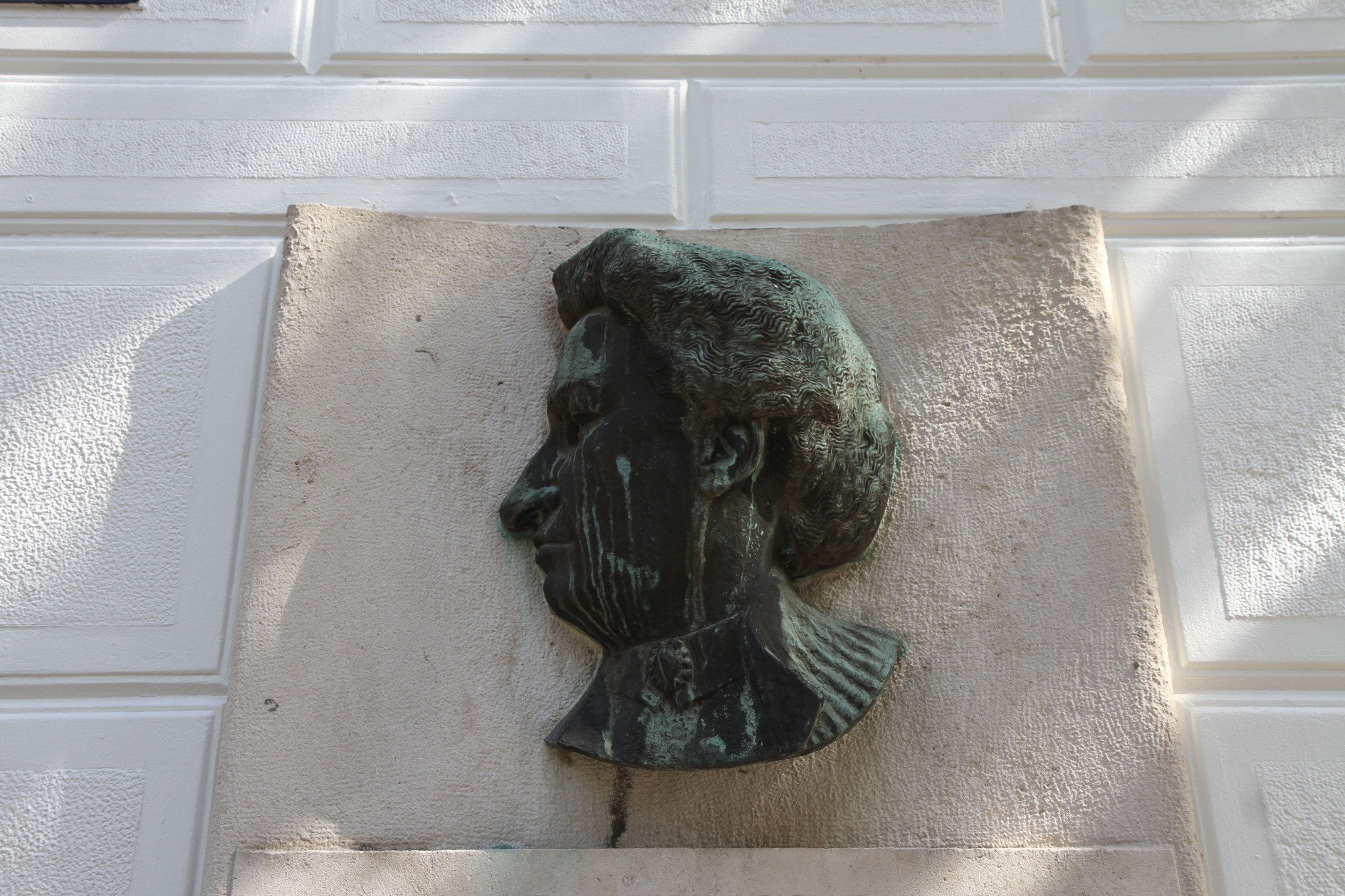 Aletta_Jacobs_monument_compressed_3.jpg