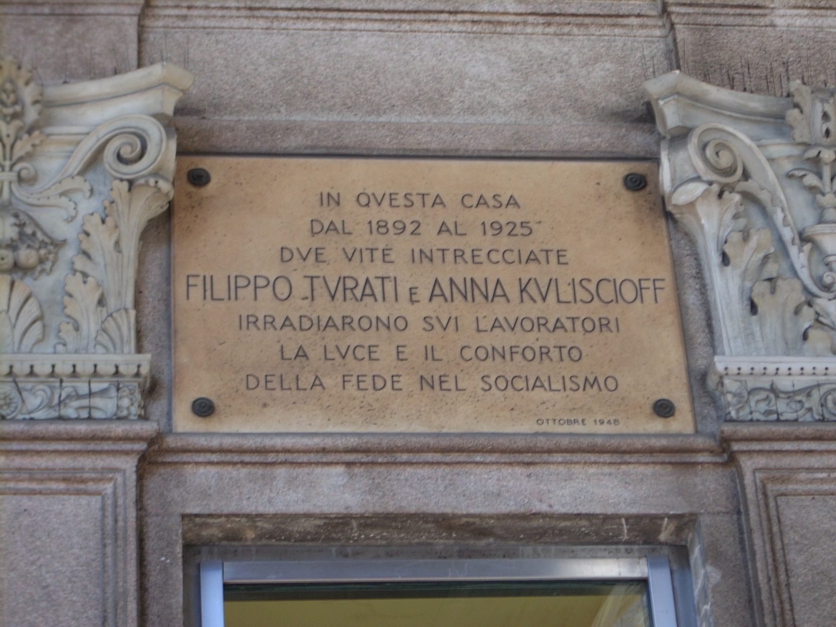 Anna%20Kuliscioff%27s%20house%2C%20Milan%2C%20Italy%20%283%29.JPG