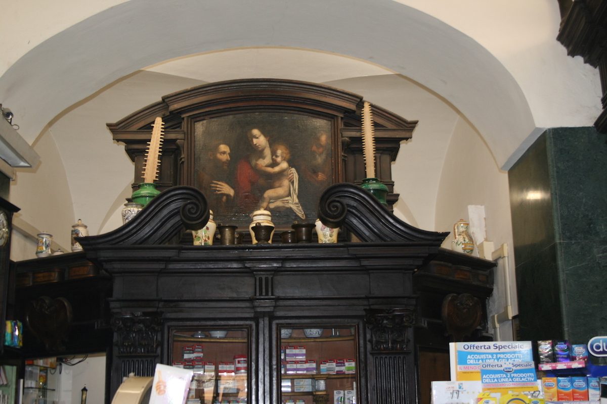 Antica%20Farmacia%20Pesci%2016.JPG