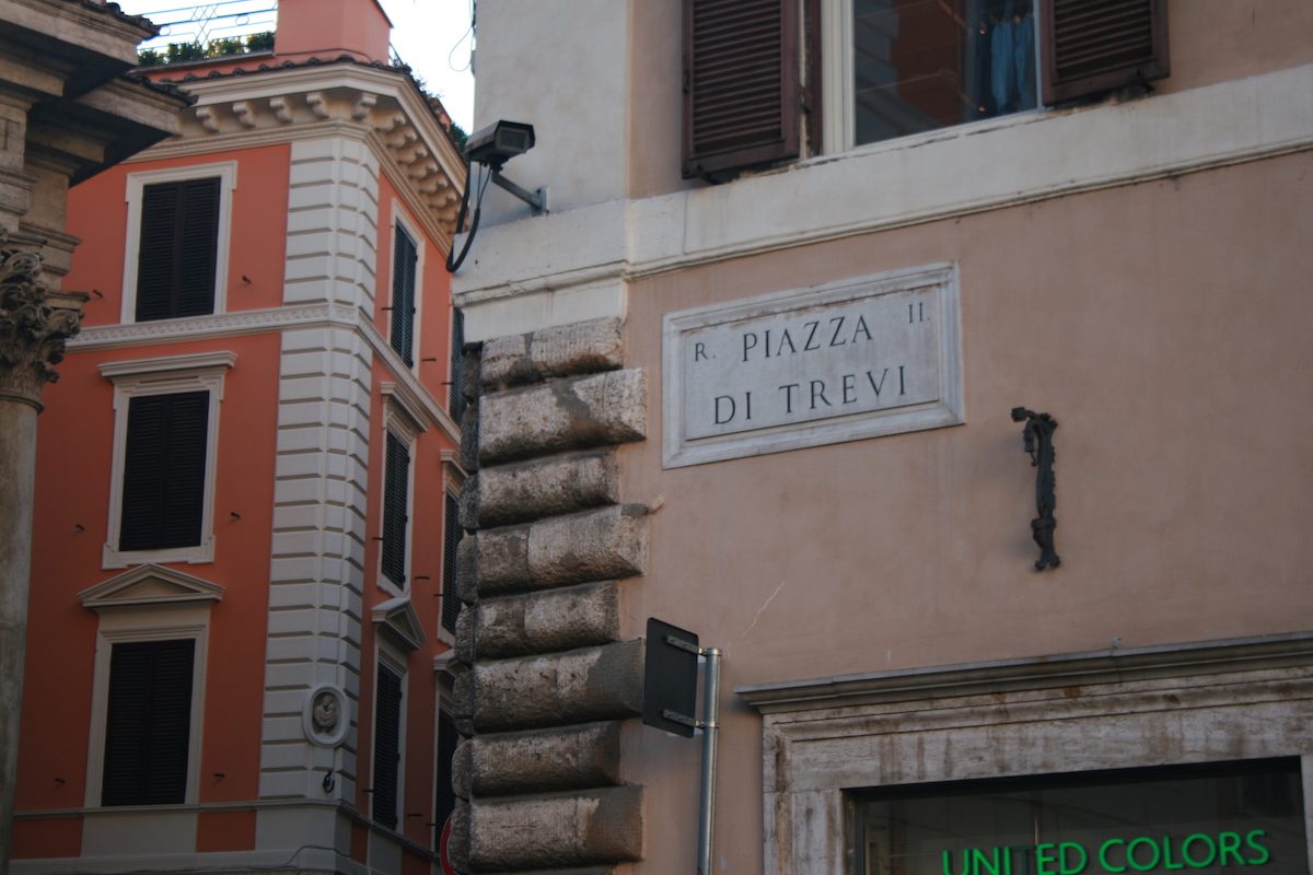 Antica%20Farmacia%20Pesci%2021.JPG