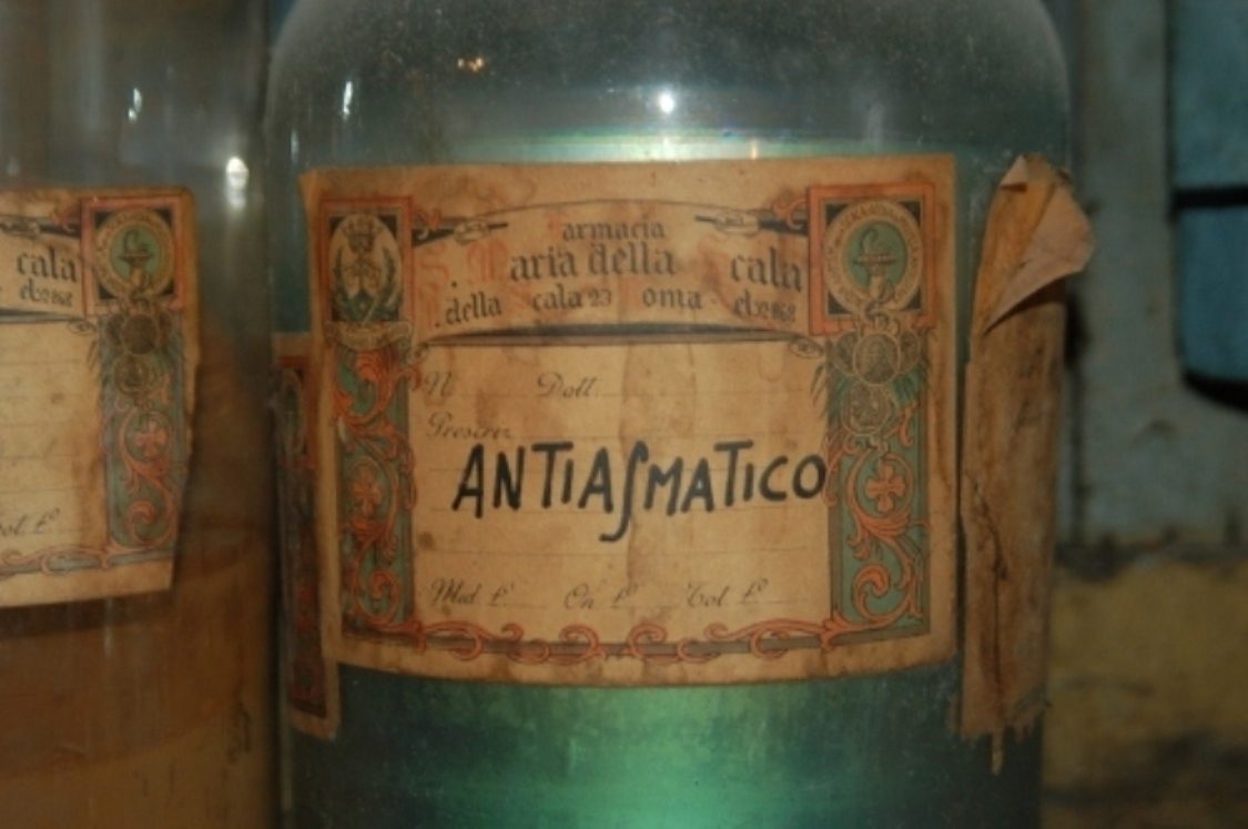 Antica%20Spezieria%20Santa%20Maria%20della%20Scala%20%2811%29.jpg