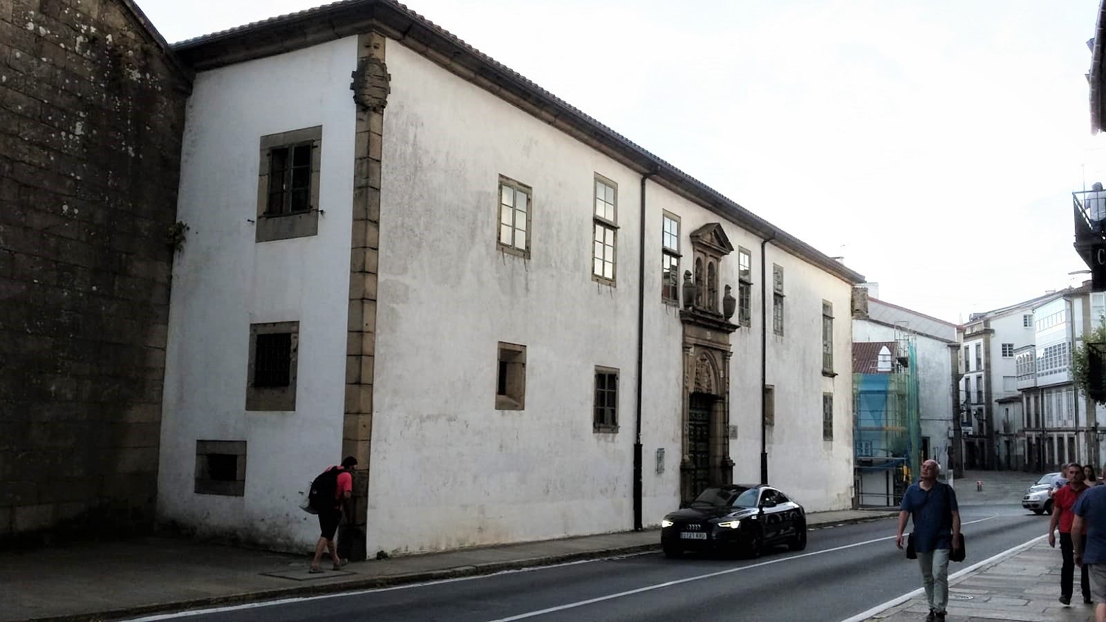 Antigo%20Hospital%20de%20San%20Roque%2C%20Santiago%20de%20Compostela%20%281%29.JPG