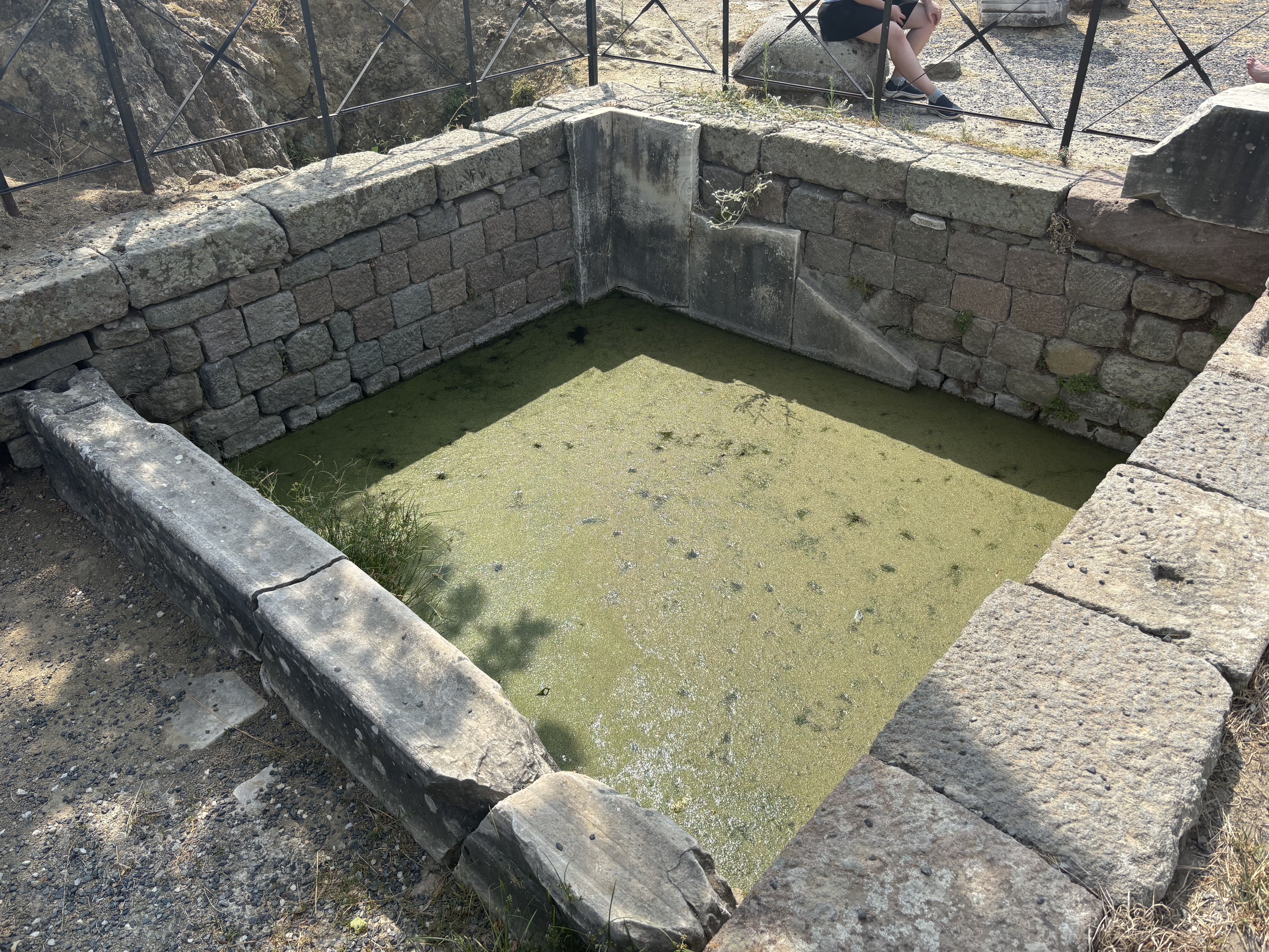 Bath 1.jpg