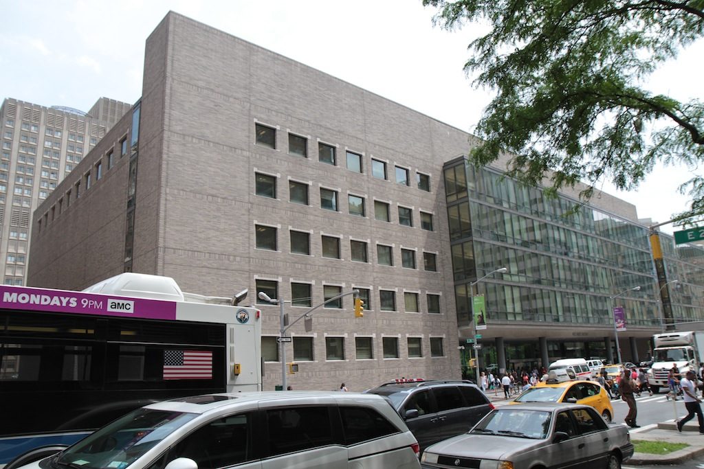 Bellevue%20Hospital%2C%20New%20York%2817%29.JPG