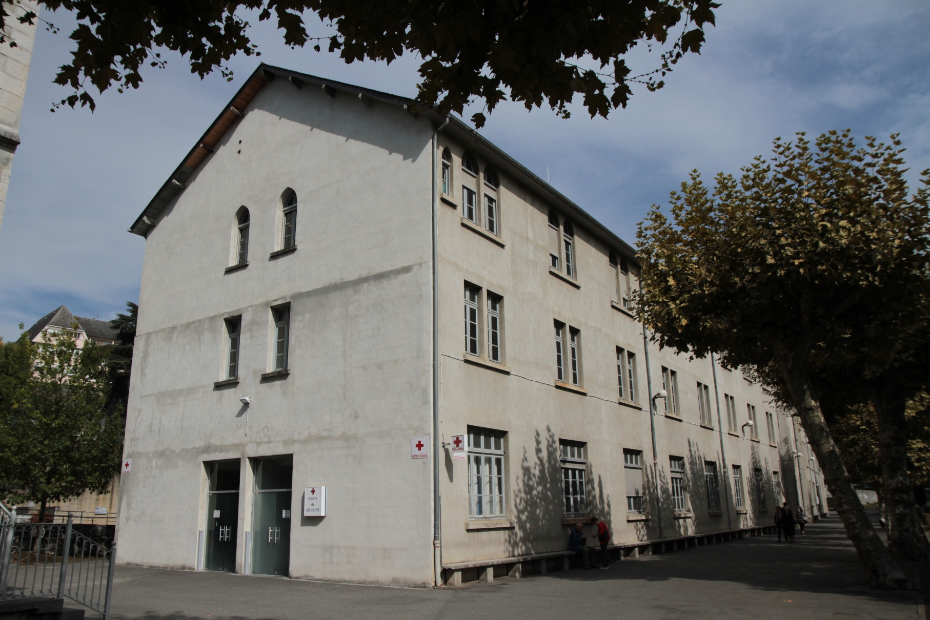 Bureau%20des%20Constatations%20M%C3%A9dicales%2C%20Lourdes%20-%2002.JPG