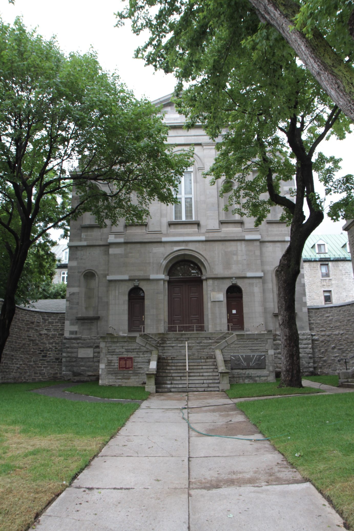 Chapelle%2C%20Hotel%20Dieu%20de%20Montreal%20-%2001.JPG