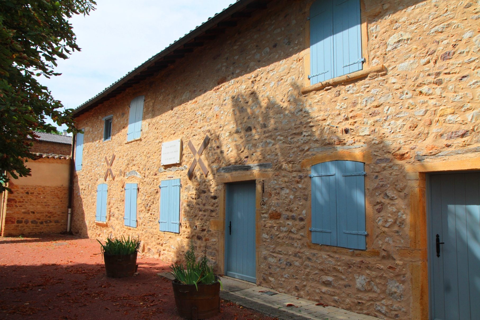 Claude%20Bernard%27s%20birthplace%2C%20Saint%20Julien%20-%2003.JPG