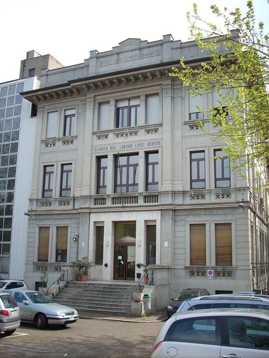 Work%20Clinic%20Luigi%20Devoto%2C%20Milan%20-%2002.jpg