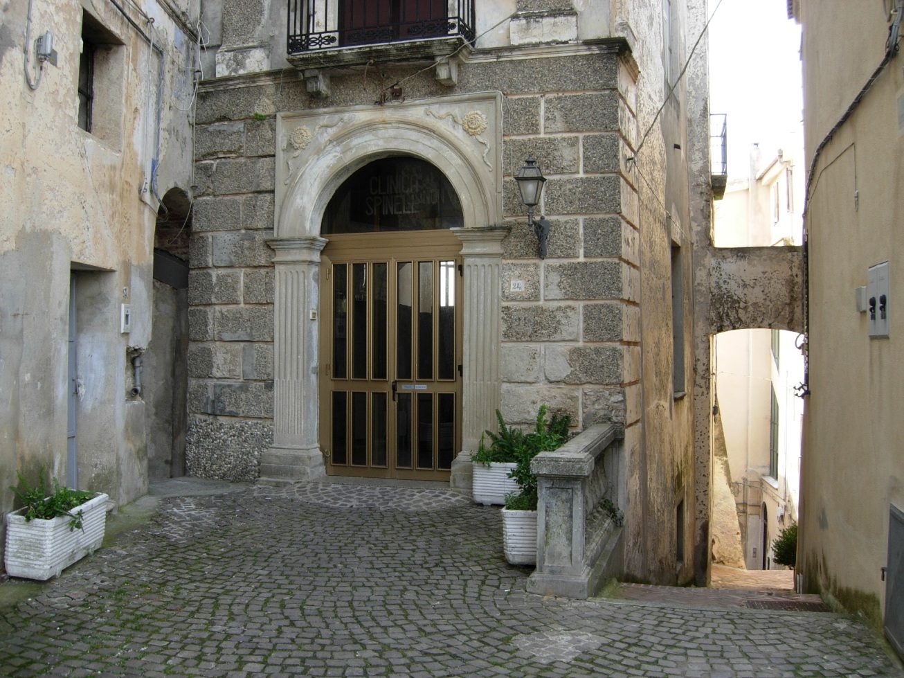 Clinica%20Spinelli%2C%20Belvedere%20M.mo%20-%2006%281%29.JPG