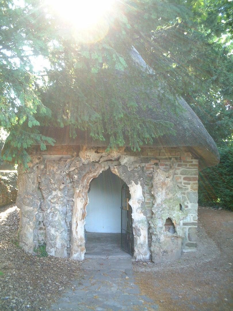 Edward%20Jenner%27s%20house%20and%20Museum%2C%20Berkeley%2C%20UK%20-%2002.jpg