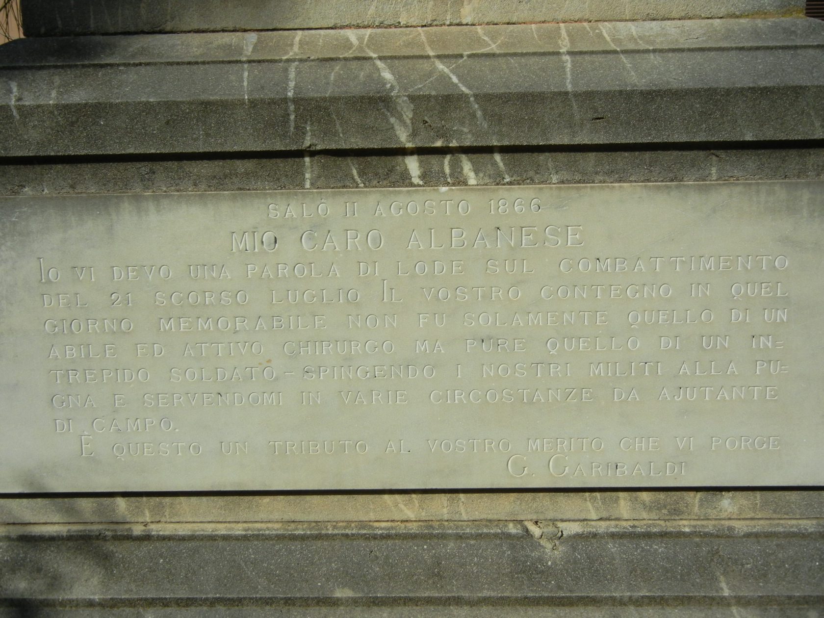 Pedestal.JPG