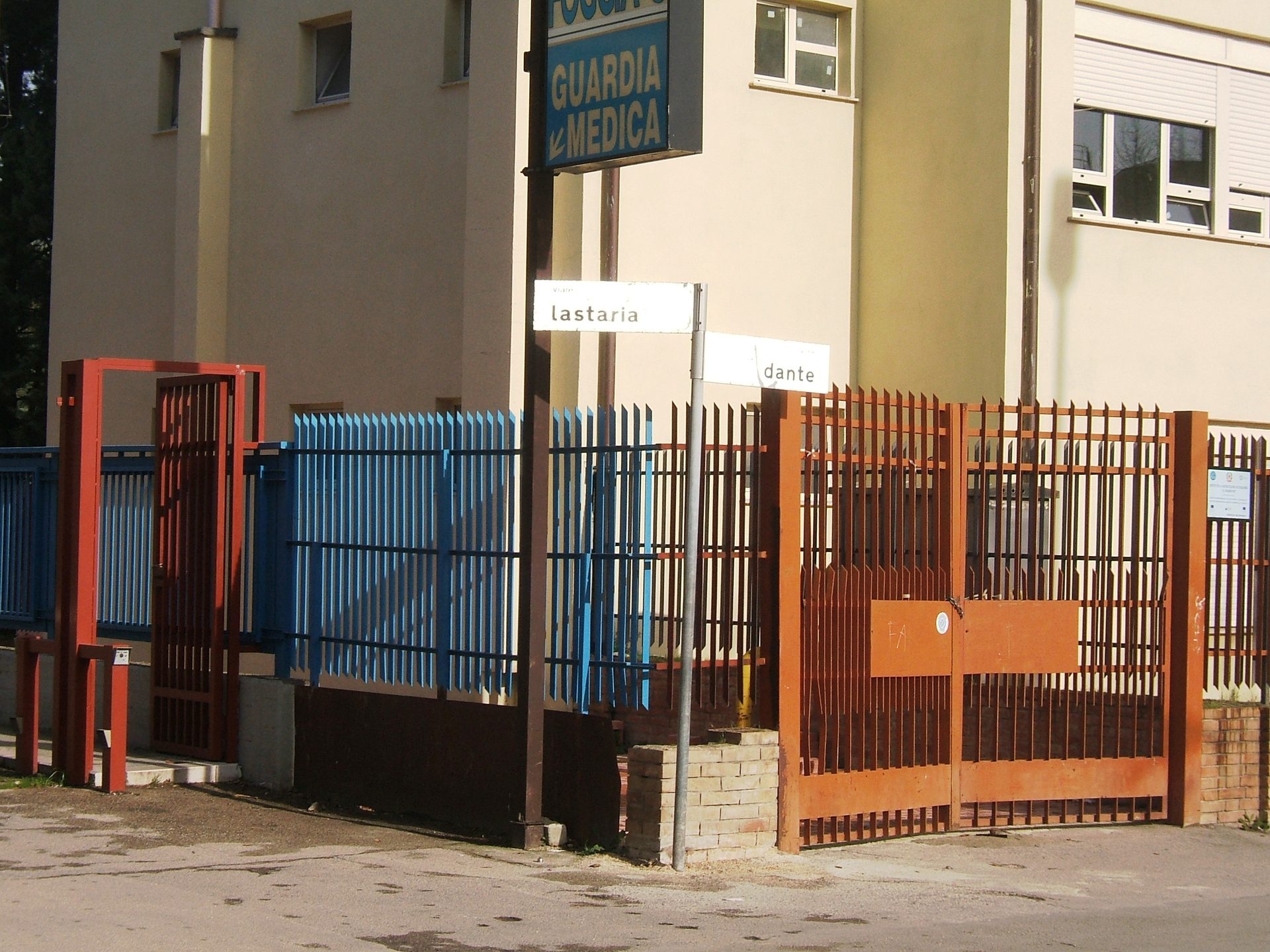 Francesco%20Lastaria%20hospital0.JPG