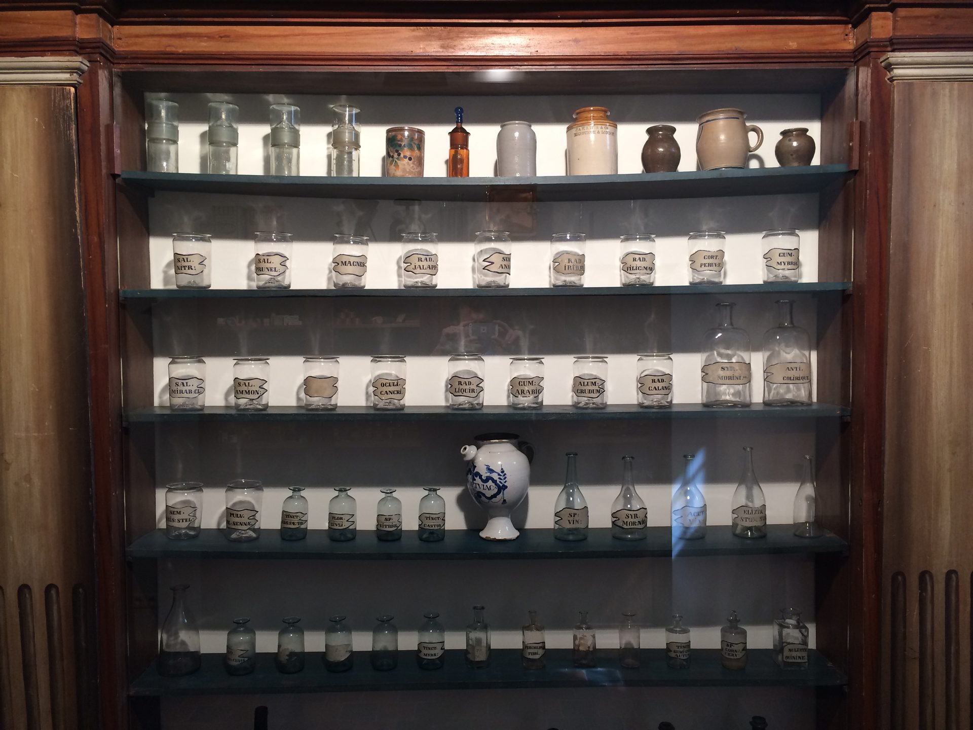 Pharmacy%2C%20Geel%20%283%29.JPG