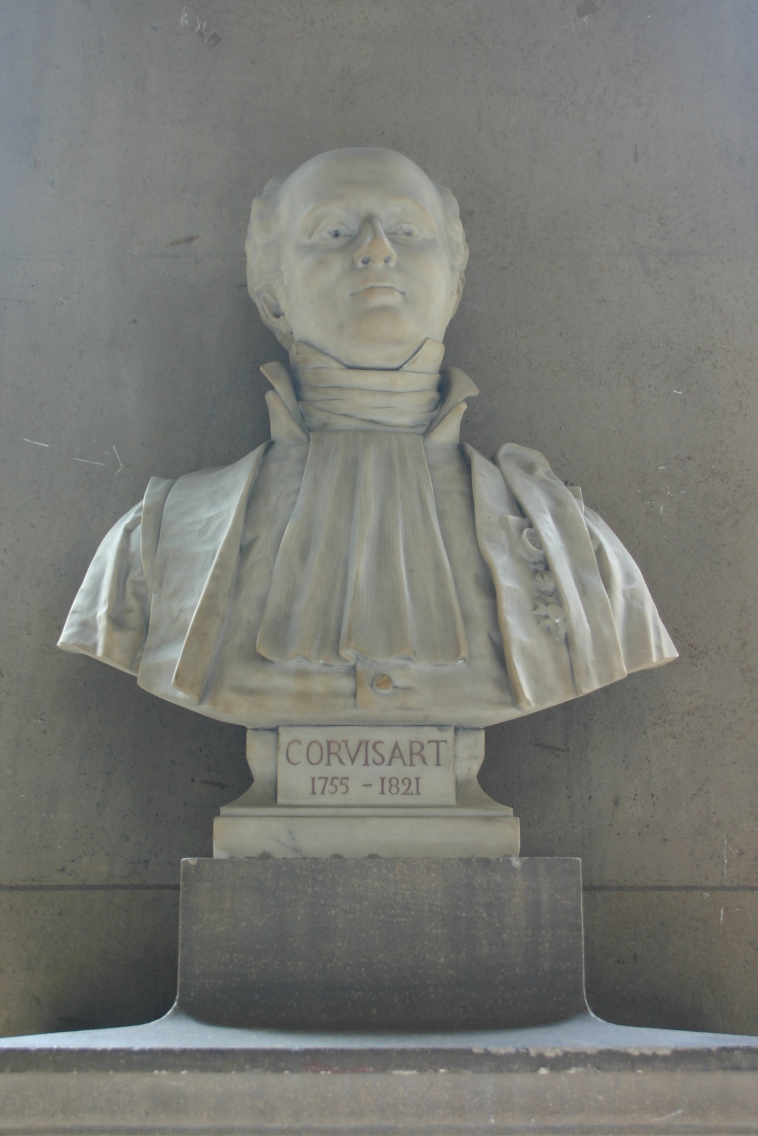 Jean%20Nicolas%20Corvisart%27s%20bust%2C%20Grand%20Hall%2C%20Universit%C3%A9%20Paris%20Descartes%2C%20Paris%20%282%29.JPG