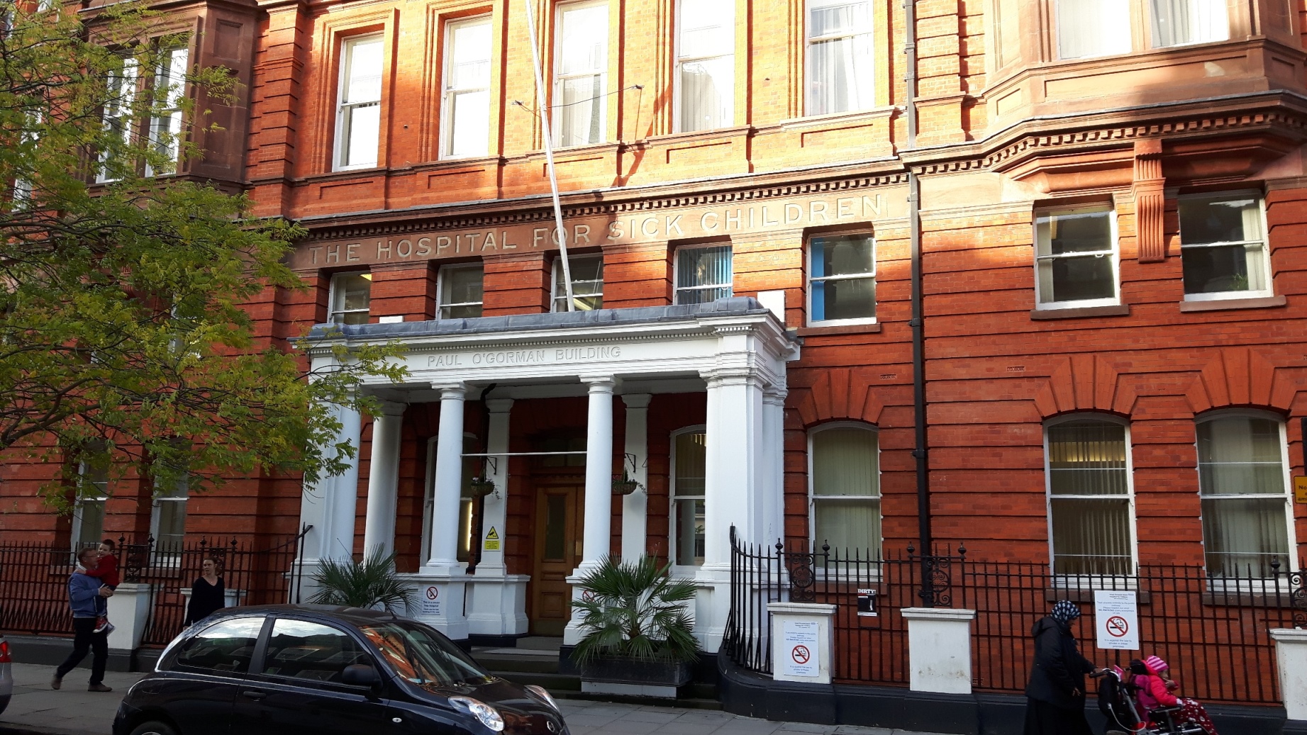 Great Ormond Street Hospital, London - 01.jpg