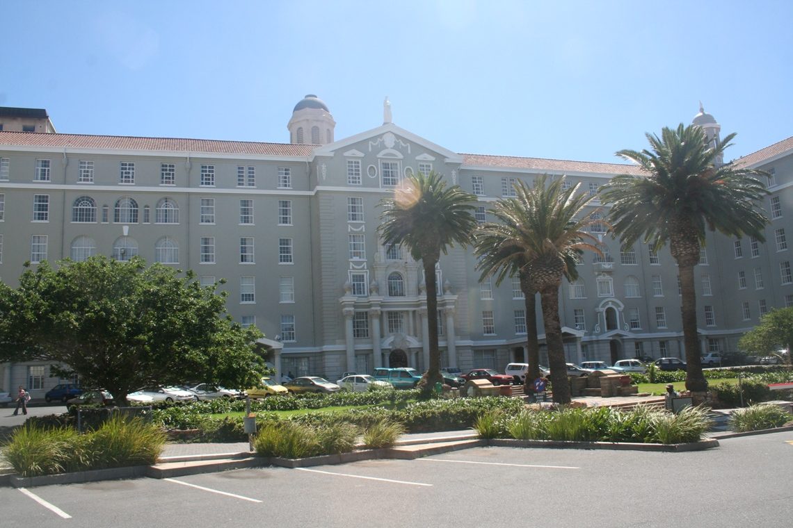 Groote%20Schuur%20Hospital%2C%20Cape%20Town.JPG