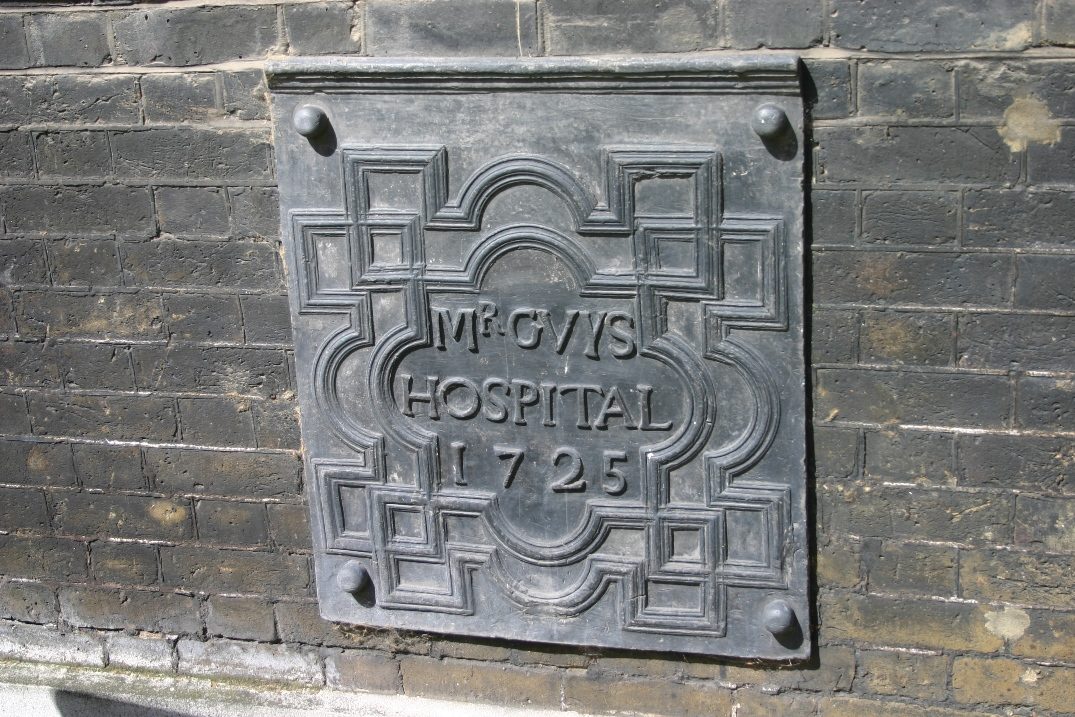Guy's Hospital, London - 03 by Luca Borghi.JPG