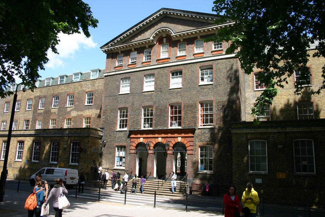 Guy's Hospital, London - 05 by Luca Borghi.JPG