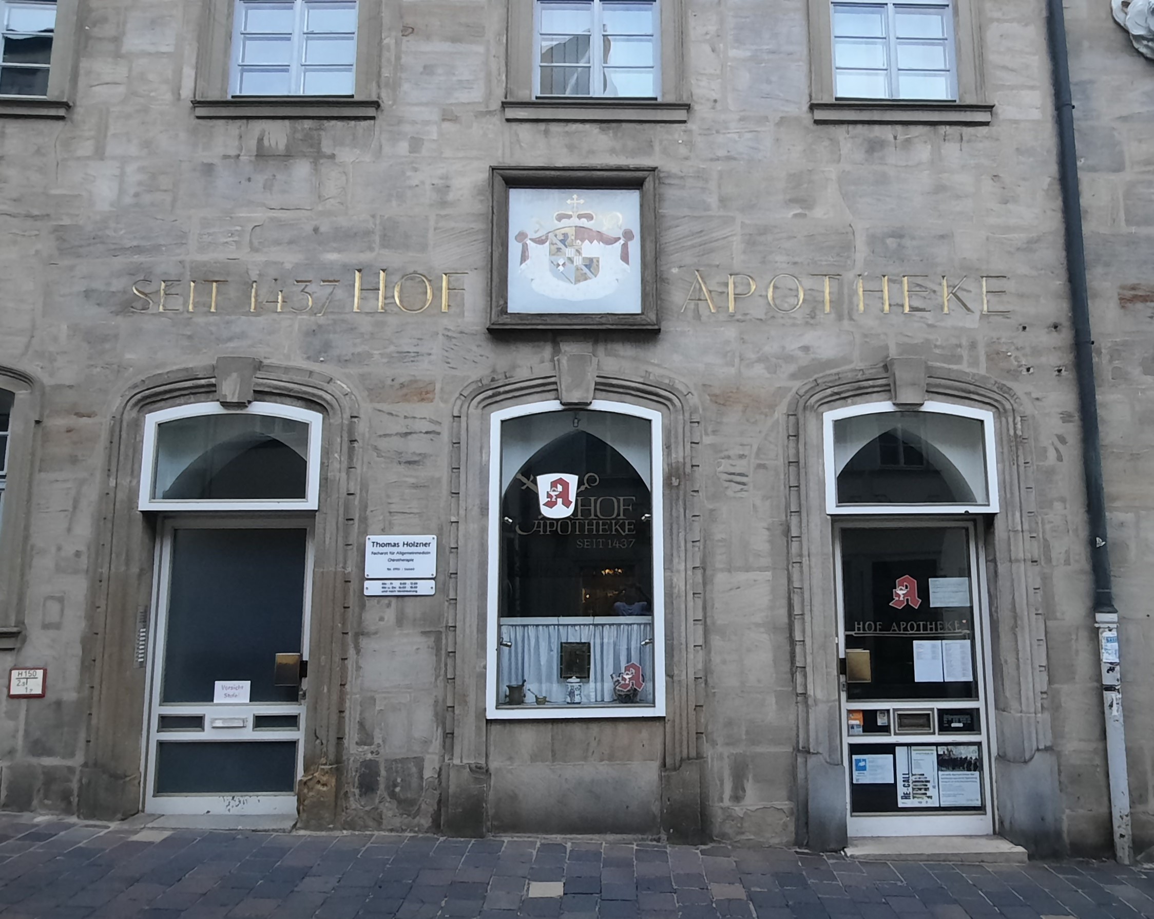 Hof Apotheke, Bamberg (3).jpg