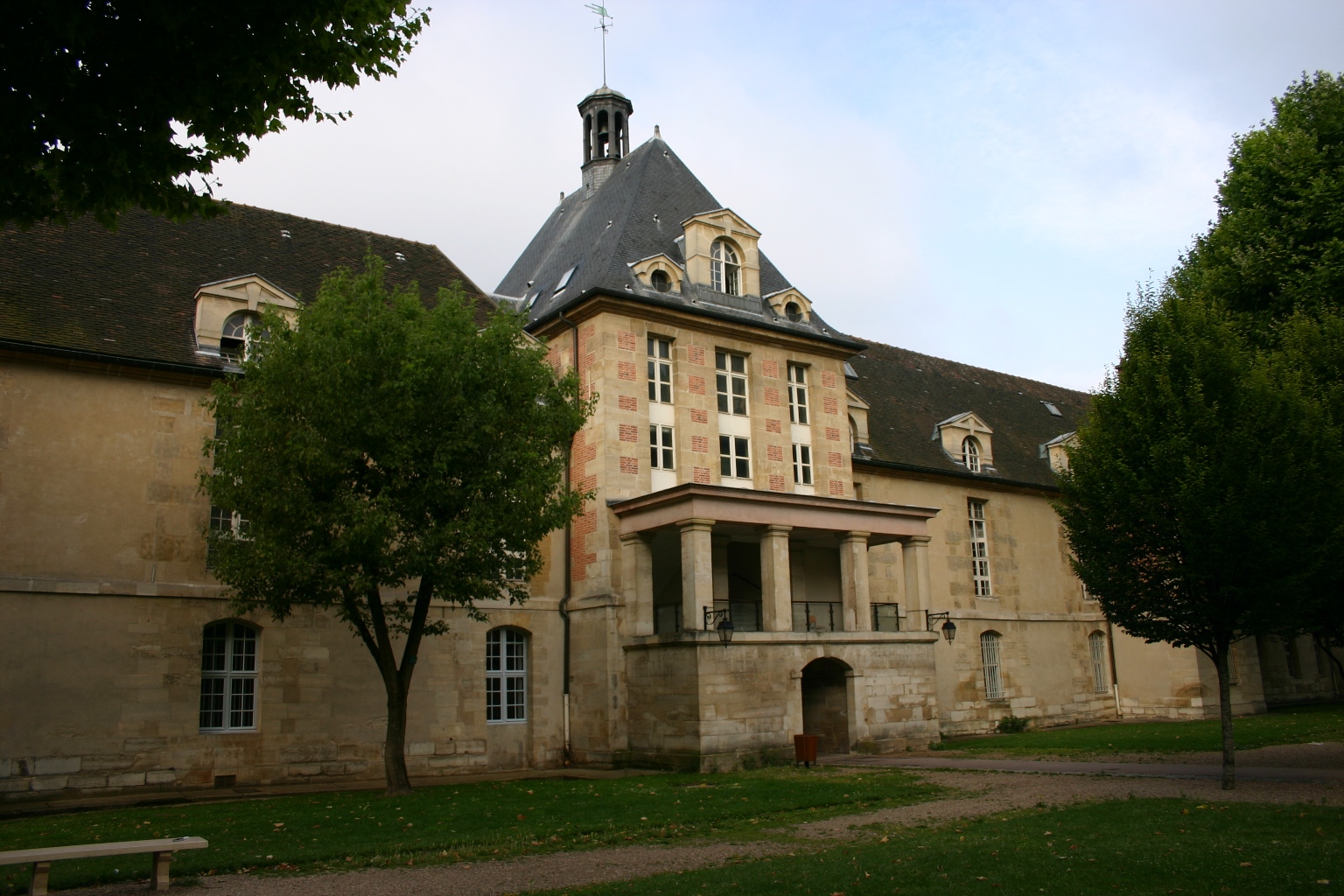 Hôpital Saint Louis, Paris - 06.JPG
