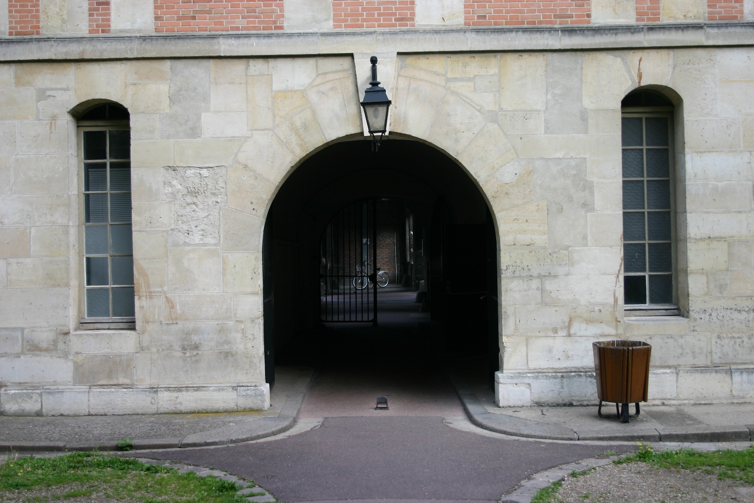 Hôpital Saint Louis, Paris - 10.JPG