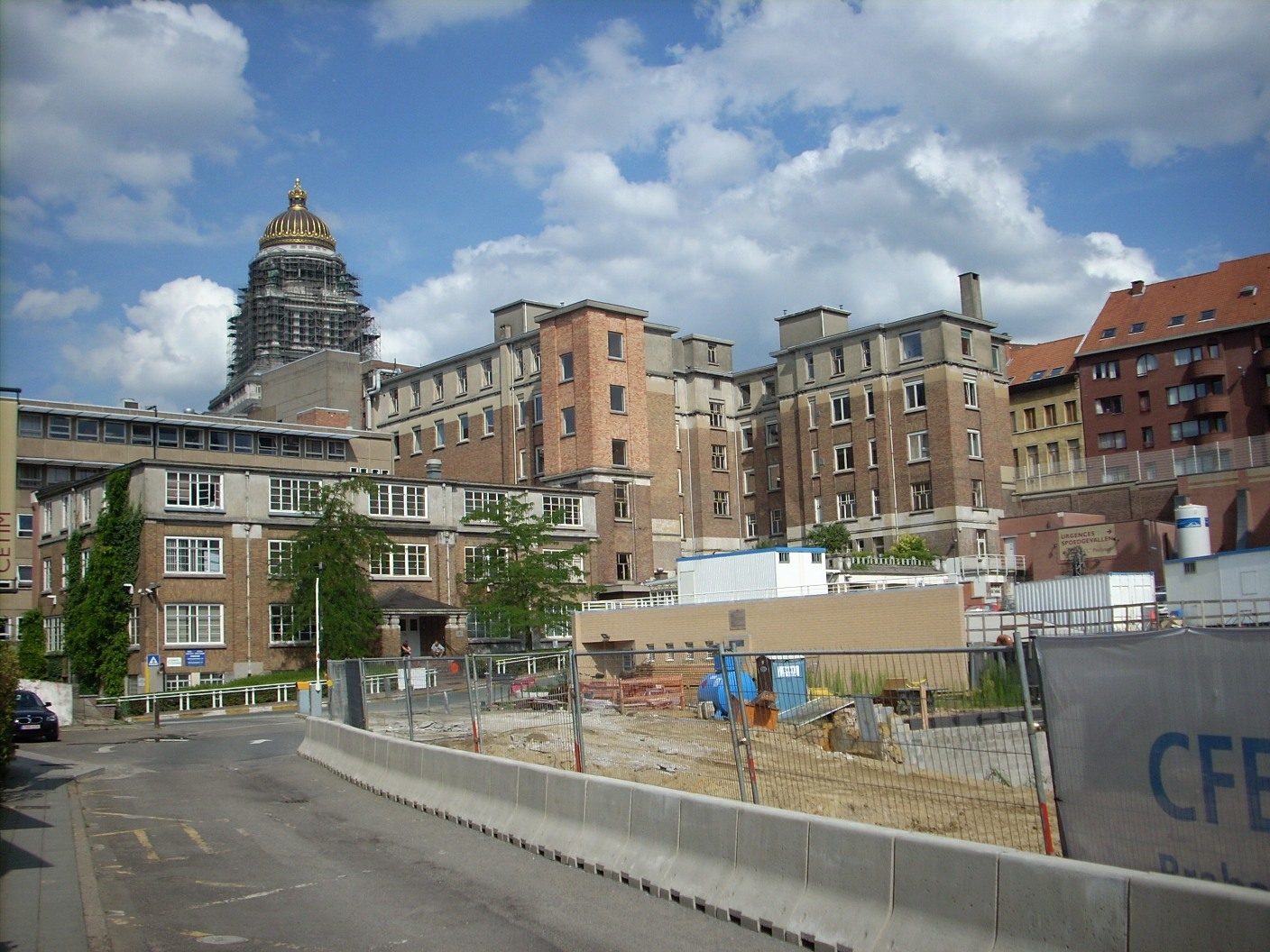 Saint-Pierre%20Hospital%2C%20Brussels%20-%2003.JPG
