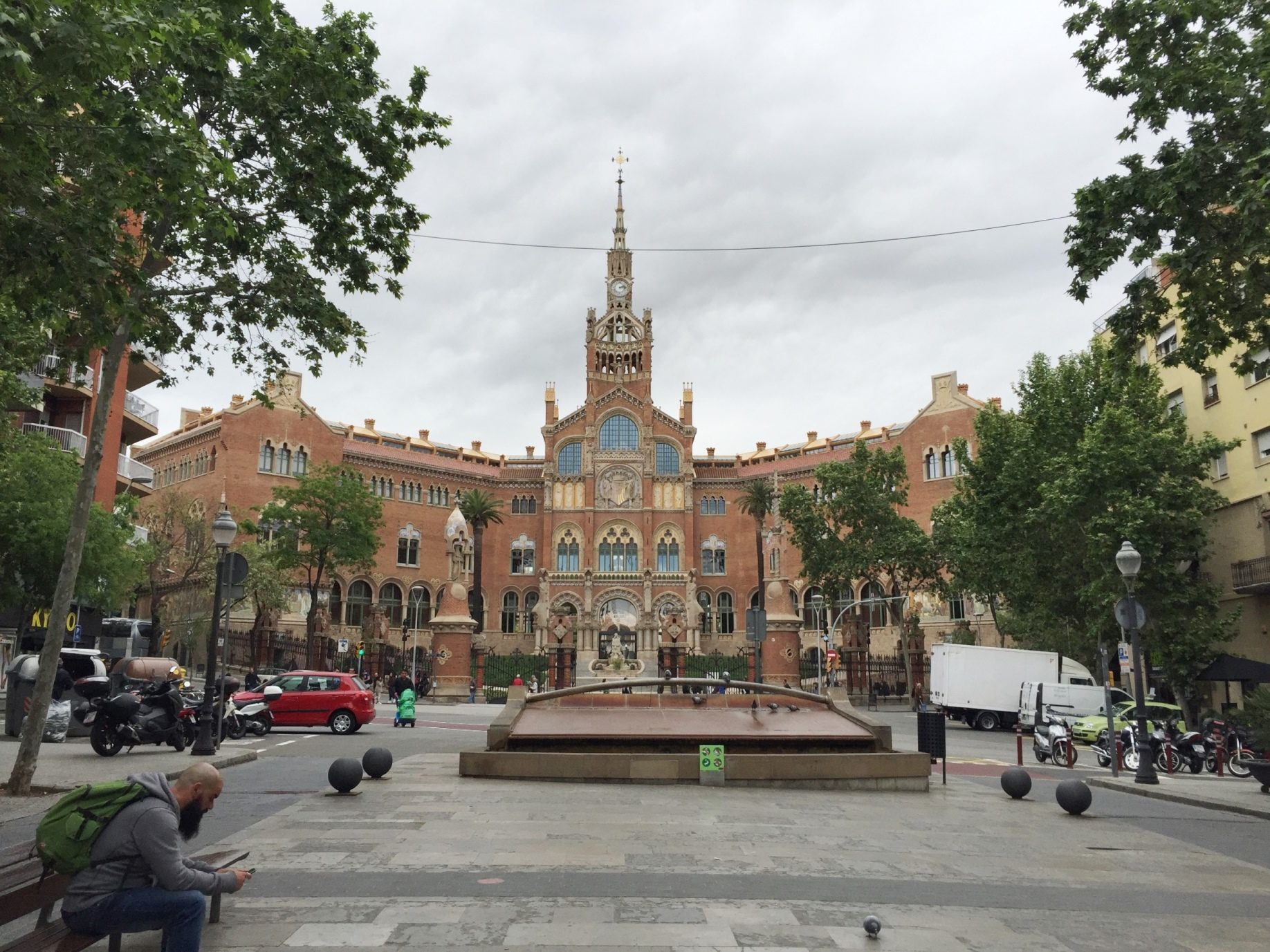 Hospital de la Santa Creu i Sant Pau (modernist site), Barcelona (by Eugenio Giannarelli) - 01.JPG