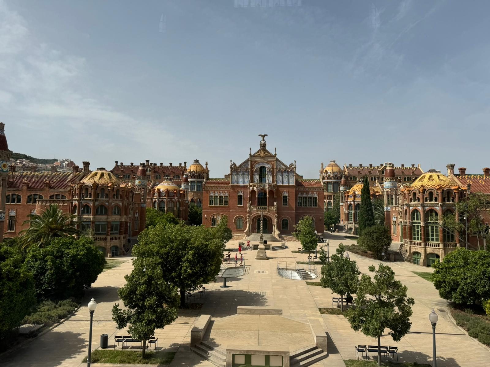 Hospital de la Santa Creu i Sant Pau, Barcelona (by Francesco Motolese, 2024) - 01.jpeg