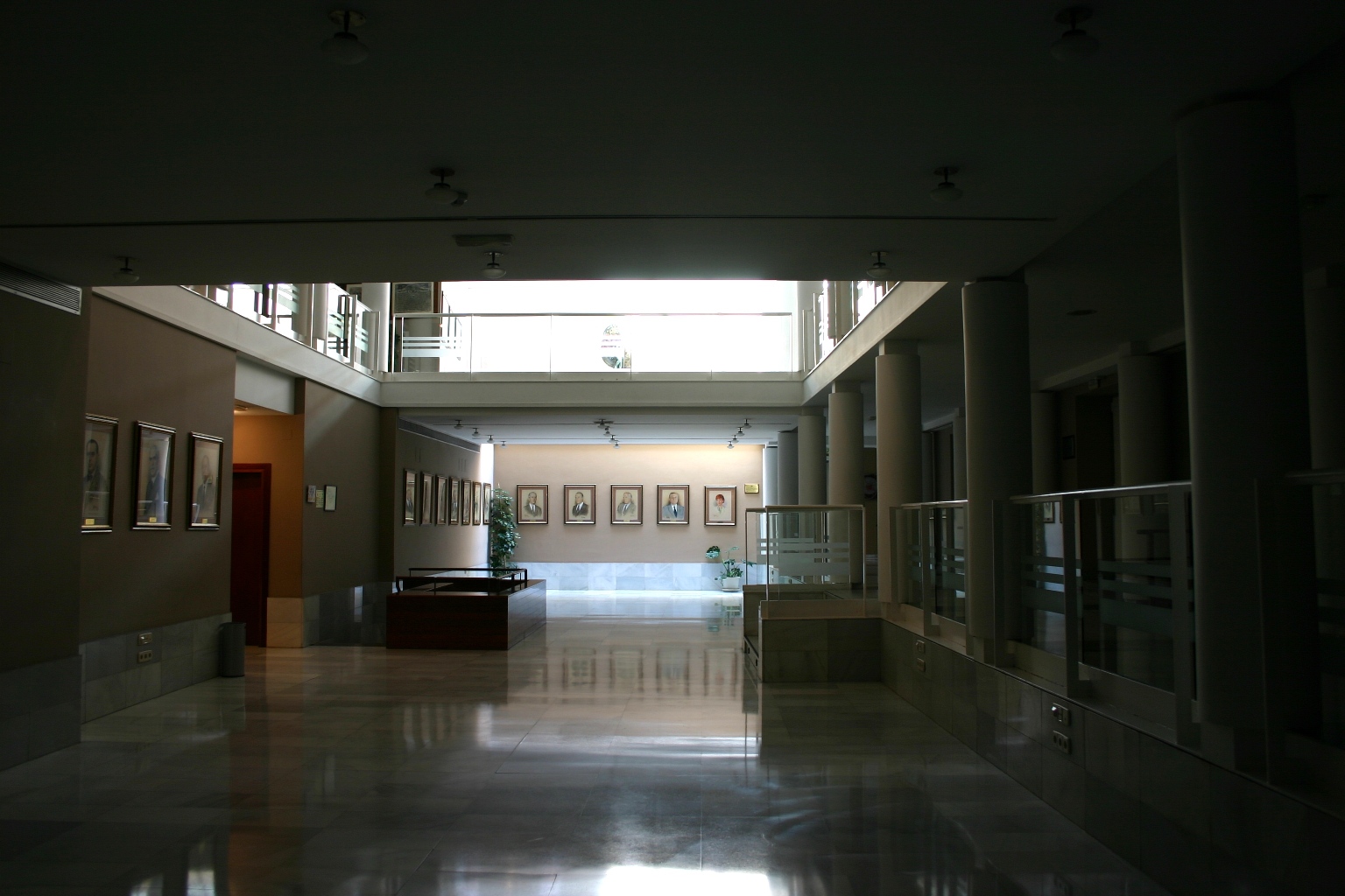 Ilustre Colegio Oficial de Médicos de Madrid, Madrid - 03.JPG