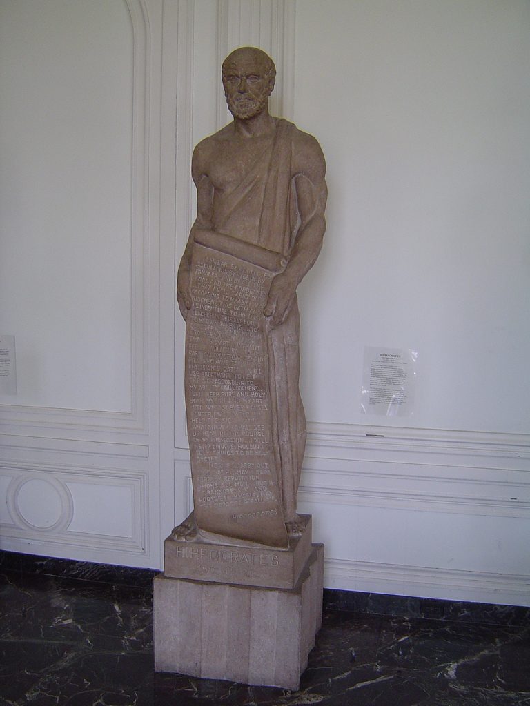 IMSS, Chicago, 1- Hippocrates statue.jpg