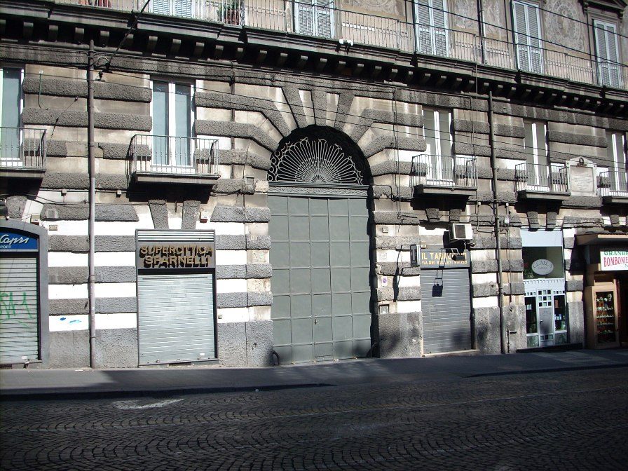LeonardoBianchiHomeNaples06.JPG