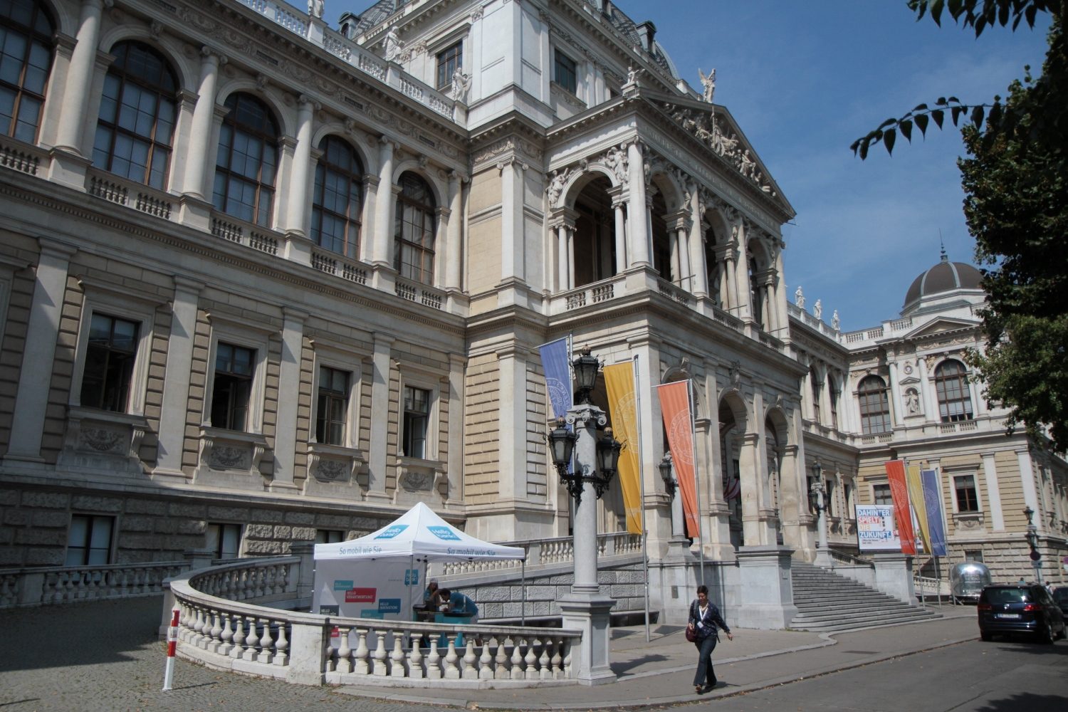 Medical monuments, UNI Vienna - 01.jpg