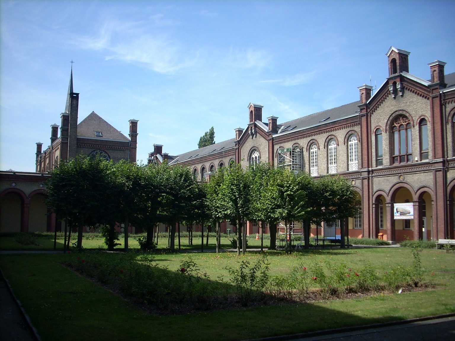 Guislain Hospital and Museum - 2.JPG