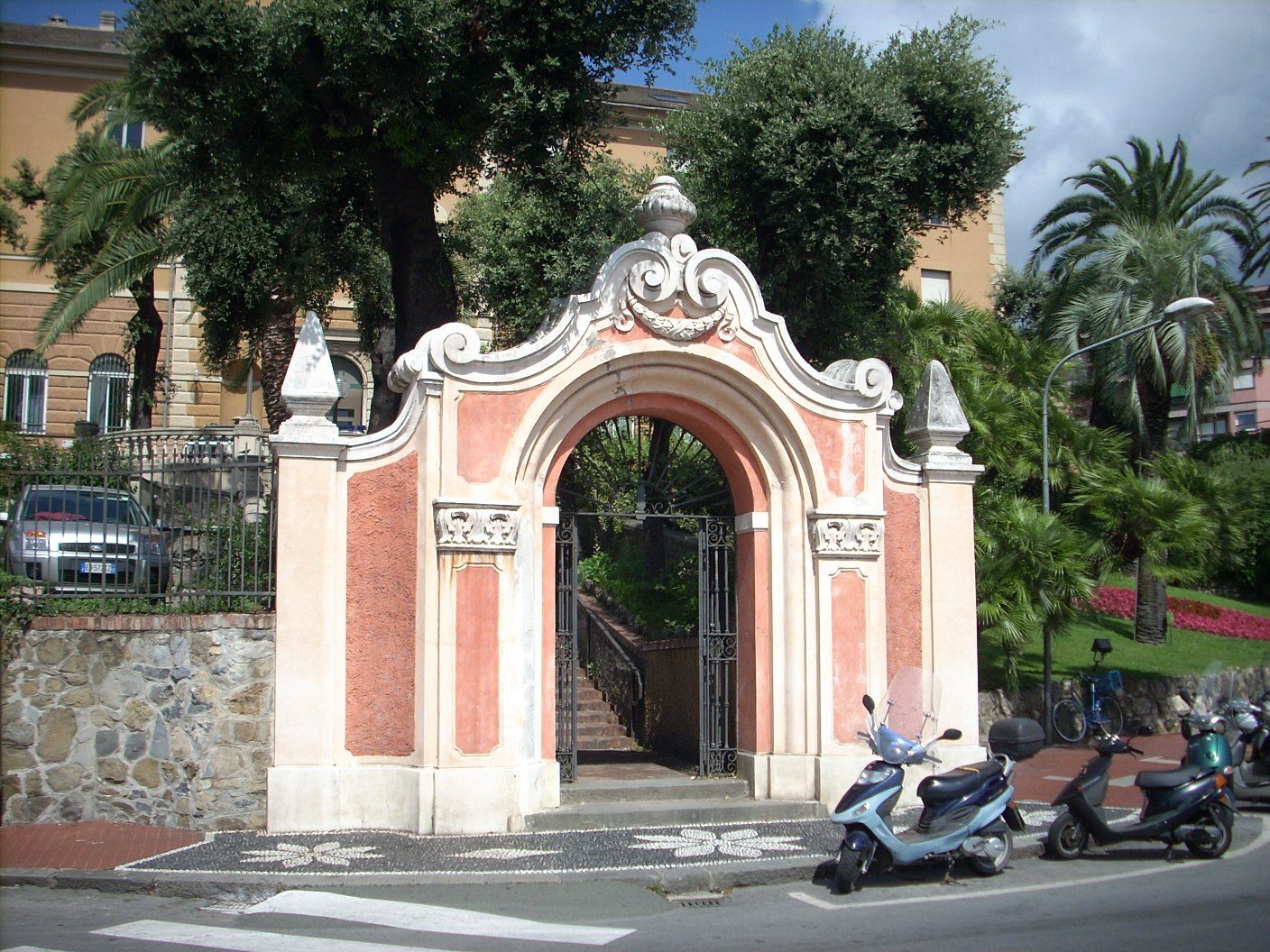 old Civic Hospital, Rapallo, Italy - 01.JPG