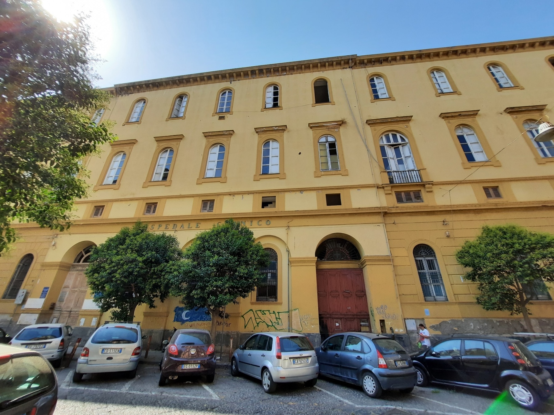 old%20Ges%C3%B9%20e%20Maria%20Hospital%2C%20Naples%20-%2001.jpg