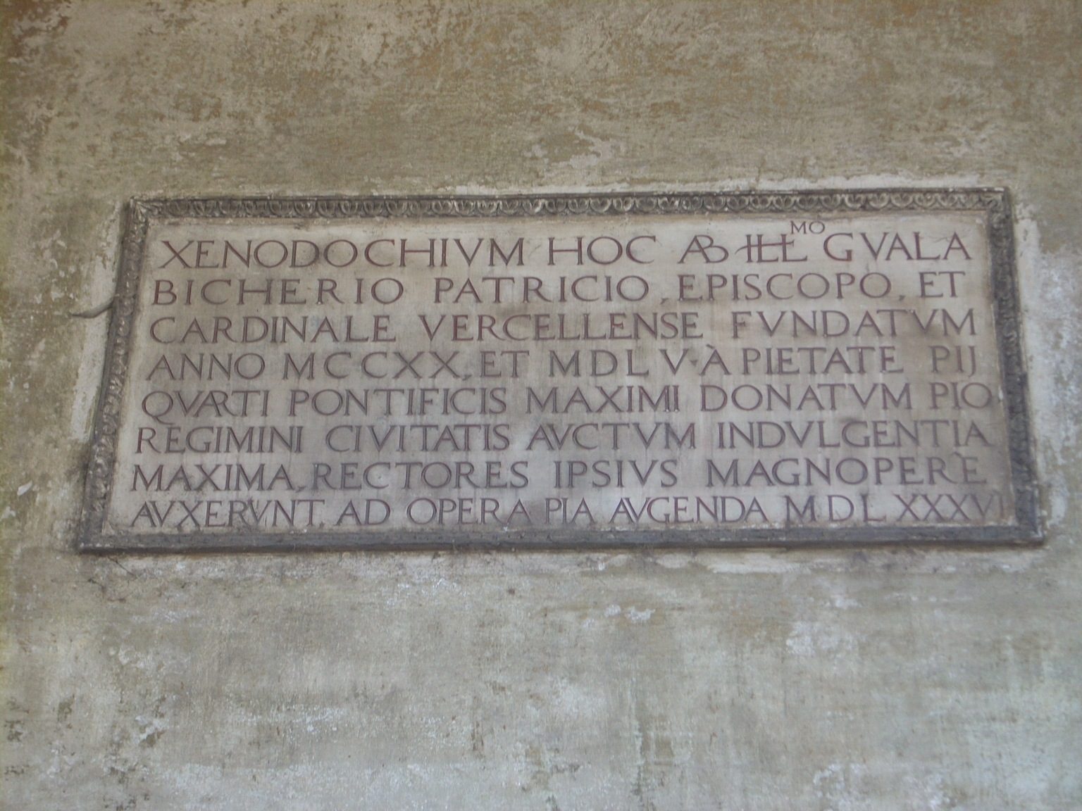 Old Ospedale Maggiore, Vercelli. Italy (02a).JPG