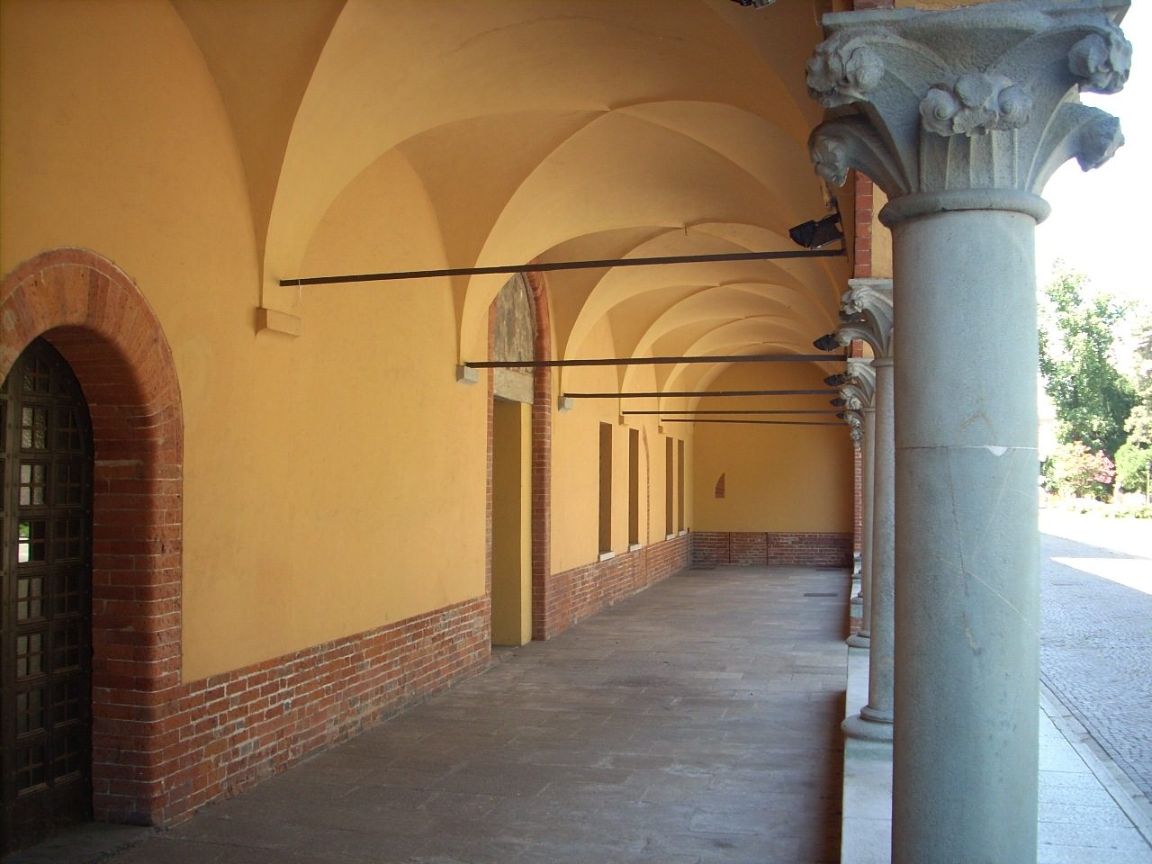 Old Ospedale Maggiore, Vercelli. Italy (05).JPG