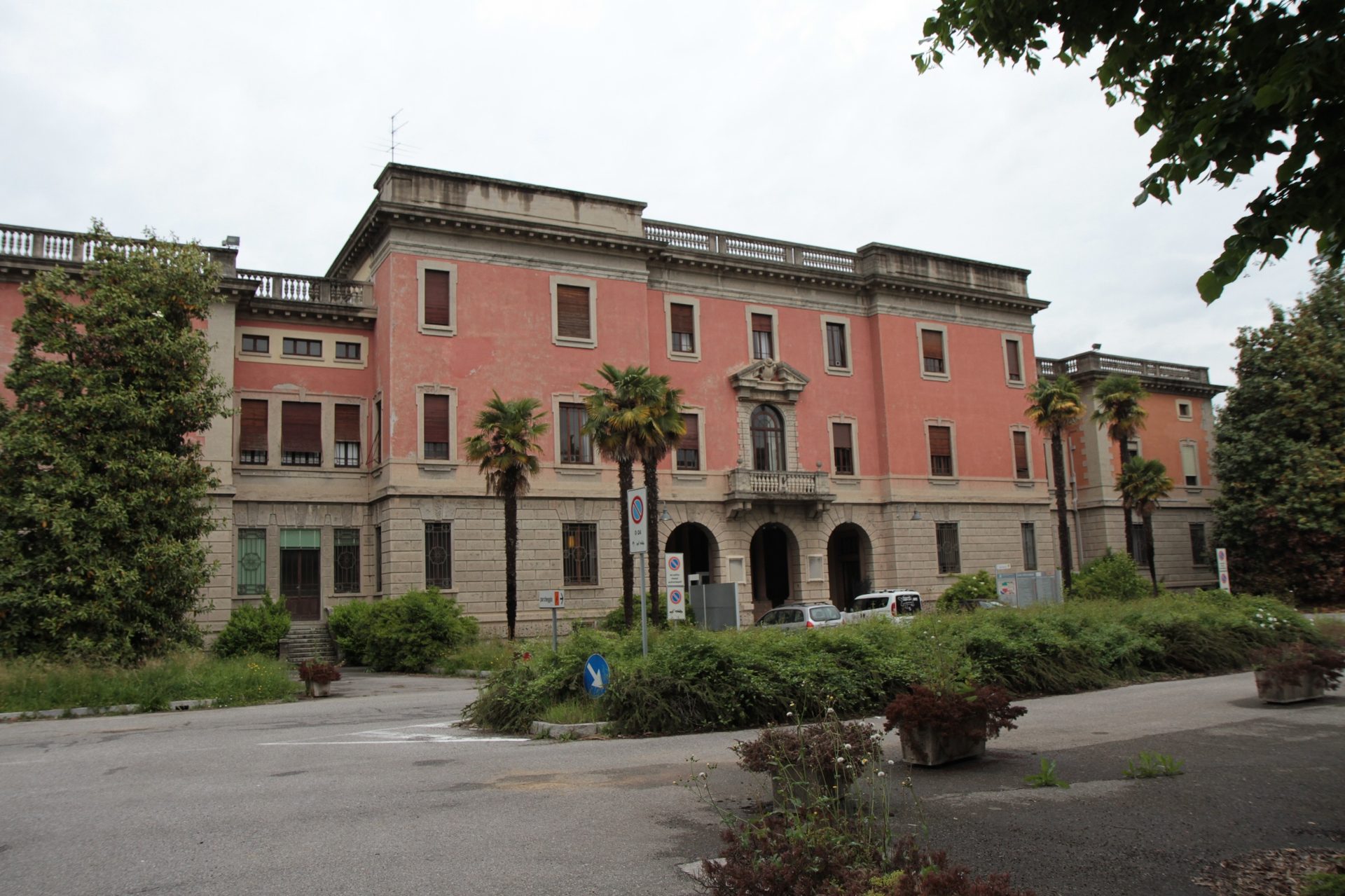 old Ospedale Principessa di Piemonte, Bergamo - 03.JPG