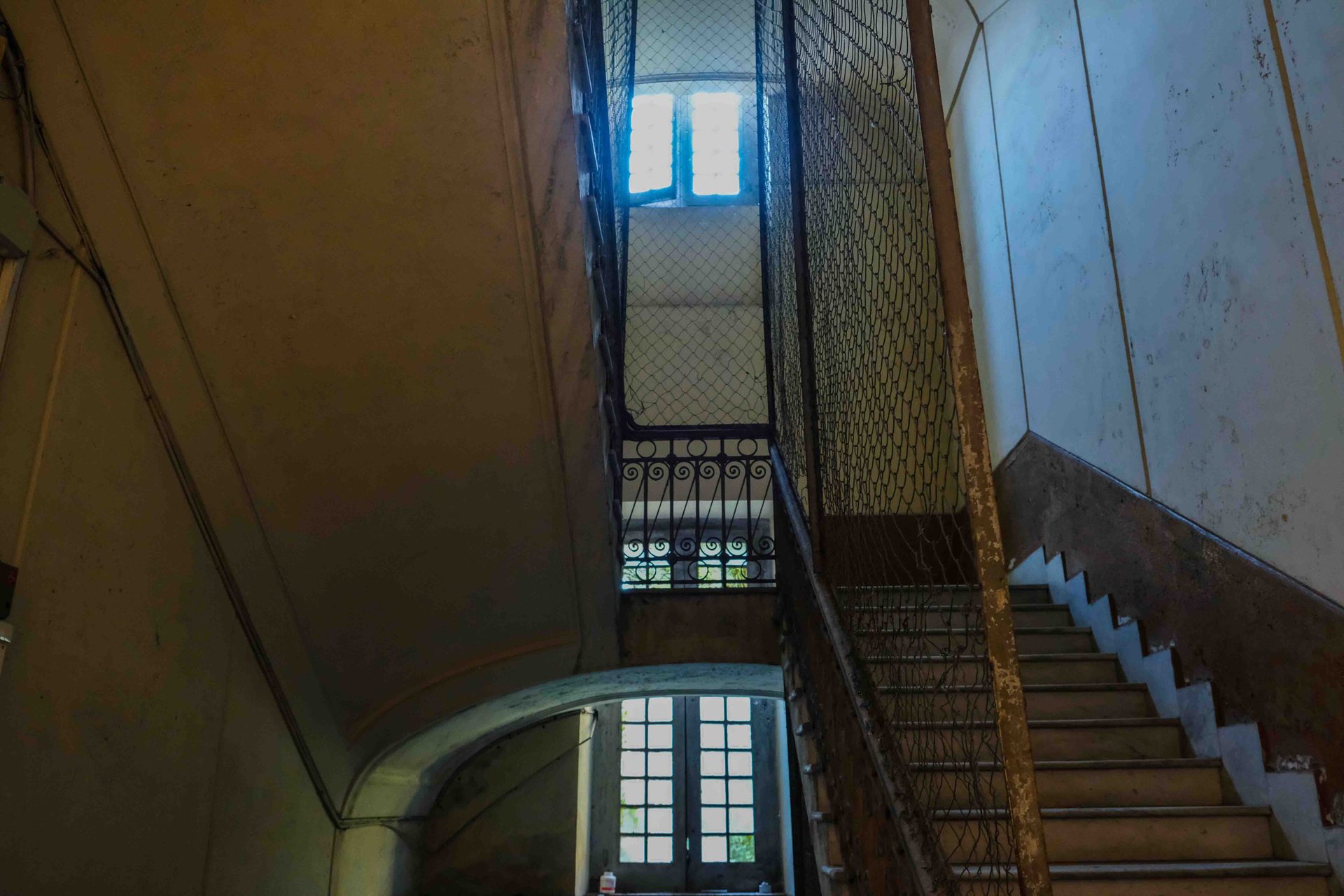 Old%20psychiatric%20hospital%20Leonardo%20Bianchi%2CNaples%20%285%29.jpg