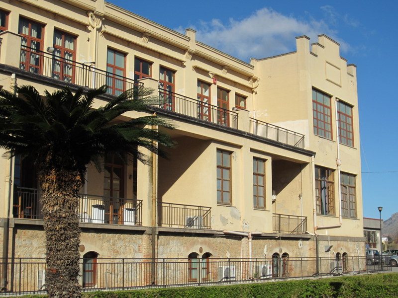 Old%20building%282%29.JPG