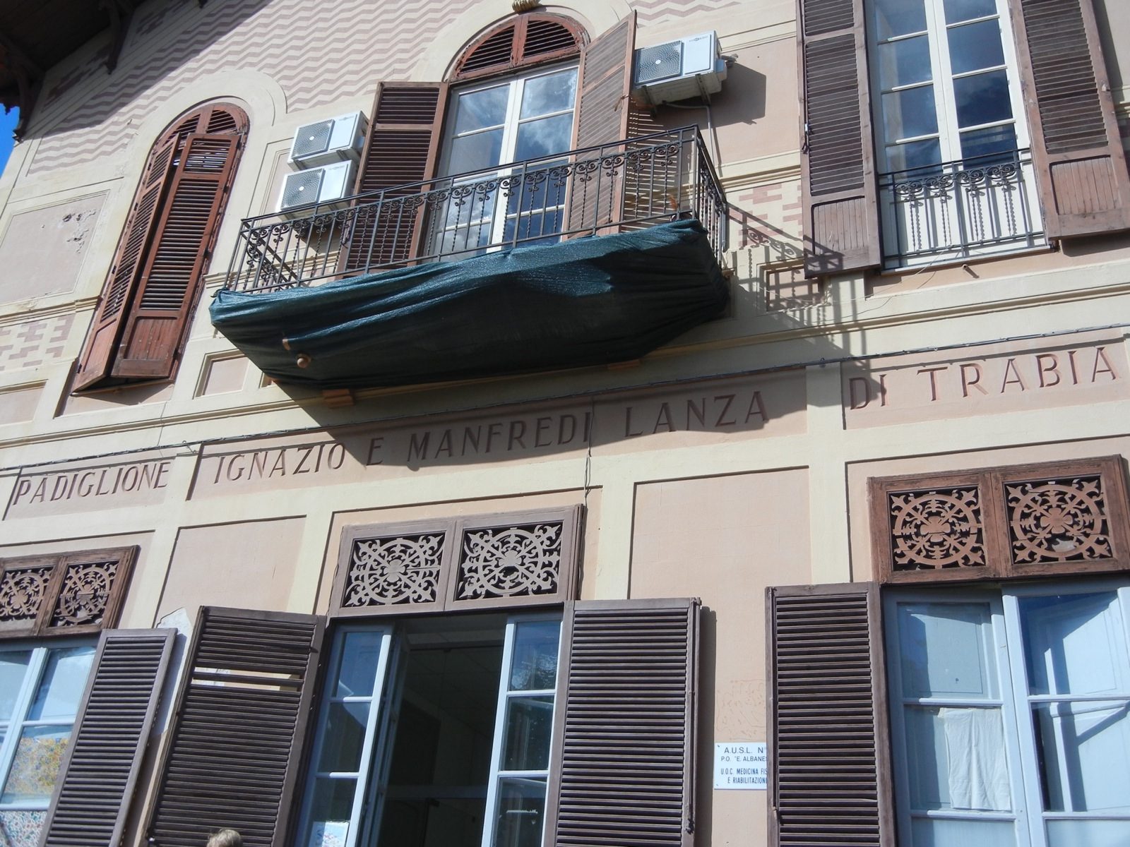 scritta padiglione Lanza di Trabia.JPG
