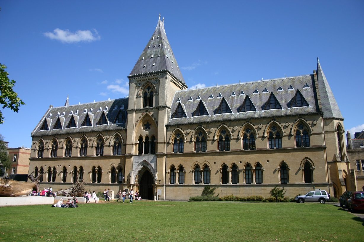 Oxford University Museum of Natural History, Oxford, UK - 01.JPG