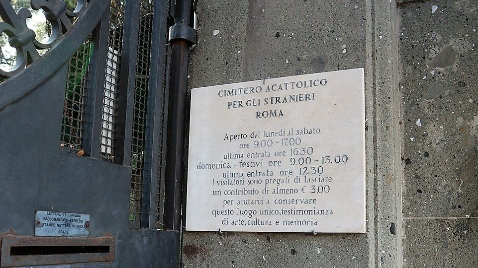 Protestant Cemetery, Rome(3).jpg