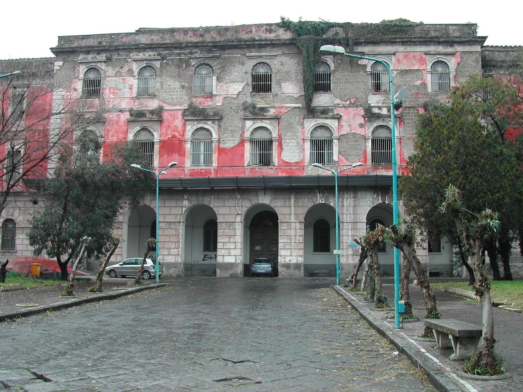 La%20Reale%20Casa%20dei%20Matti%20%2C%20Aversa%20%2811%29.JPG