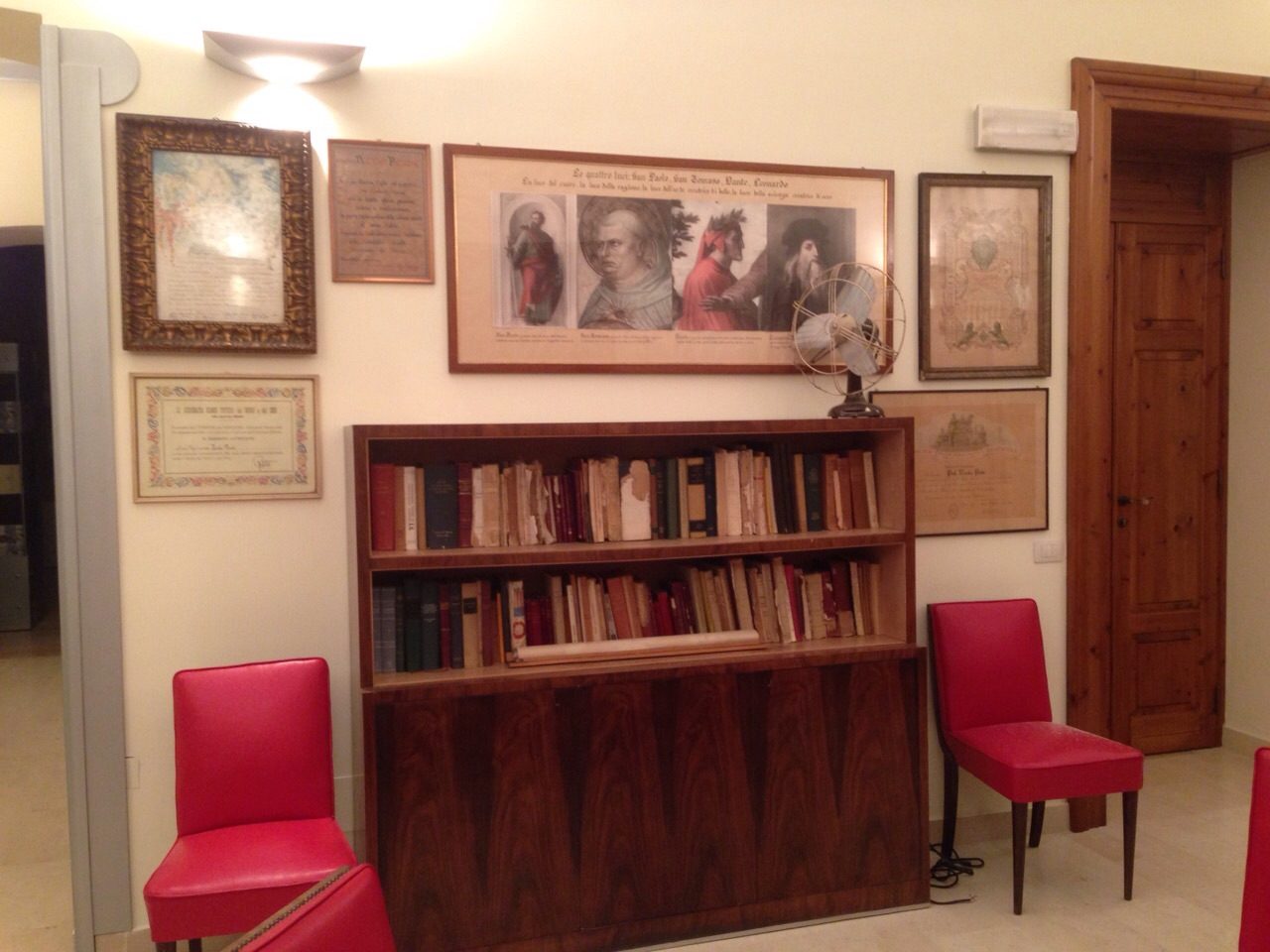 Reconstruction of Nicola Pende's office (6).jpg