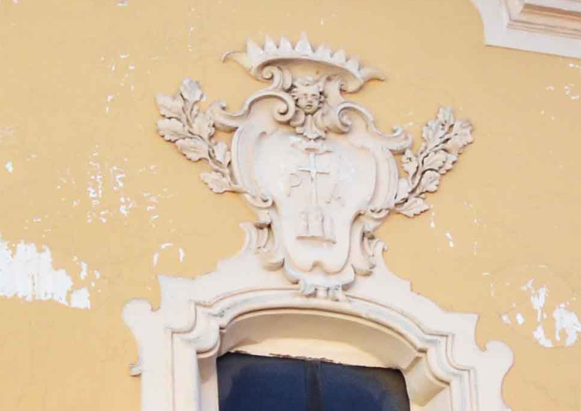Chiesta%20%28entrata%29%20-emblema.jpg