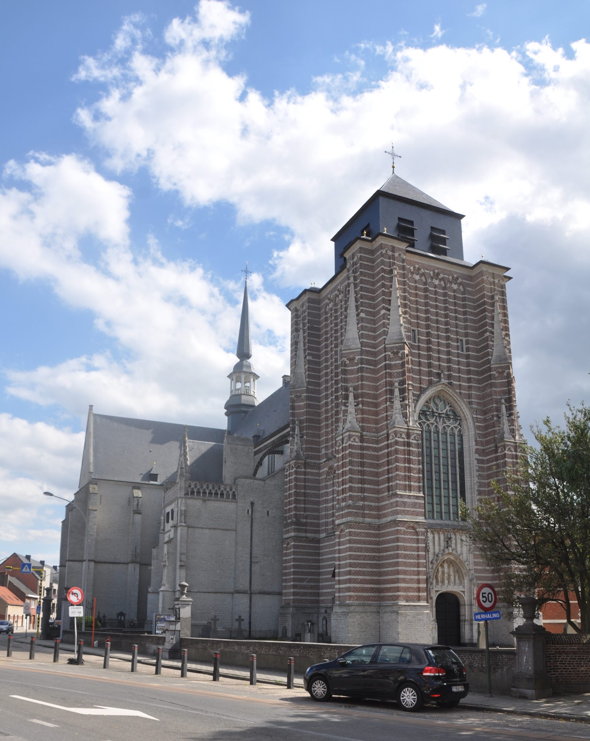 Saint Dymphna’s Church, Geel (1).JPG