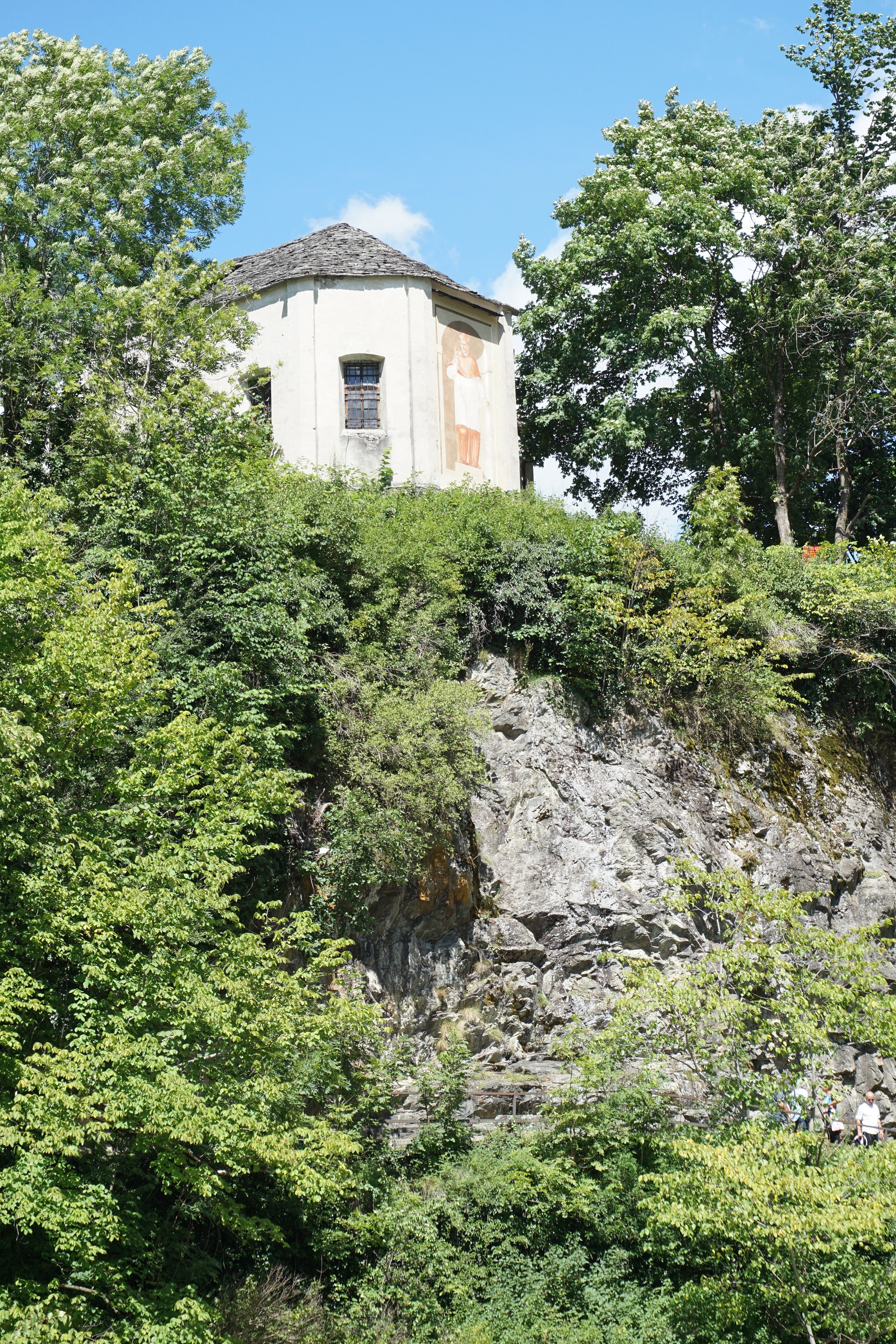 San_Carlo_Church_Campertogno_3.jpg