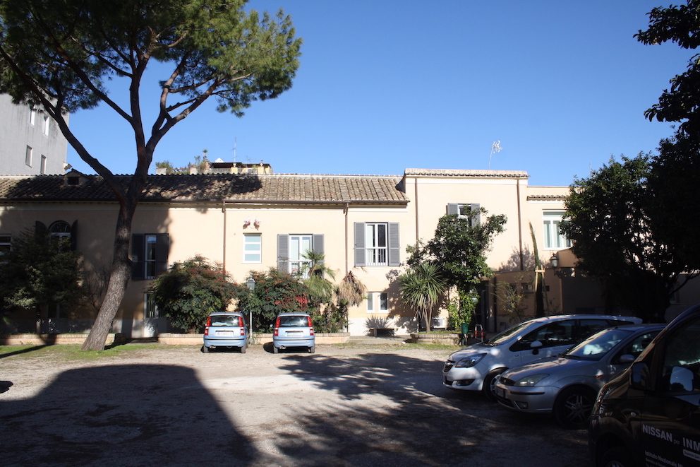 San%20Gallicano%20Institute%2C%20Rome%20%286%29.JPG